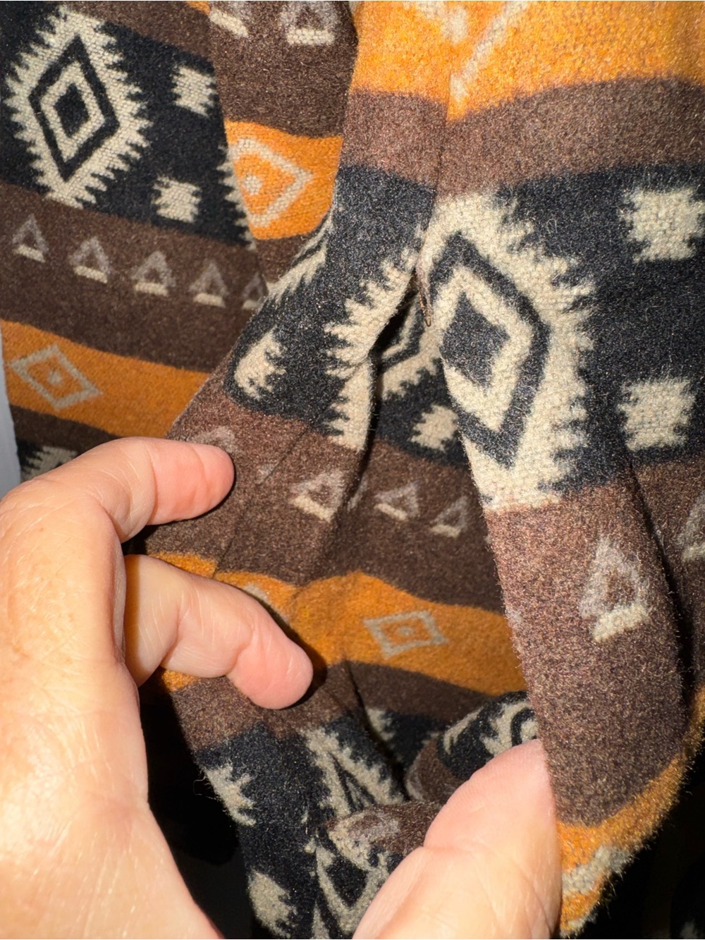 Easel Oversized Aztec Utility Shacket - Picture 7 of 8
